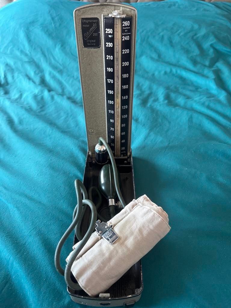 Vintage ERKA Sphygmomanometer - Bloeddrukmeter, Ophalen of Verzenden
