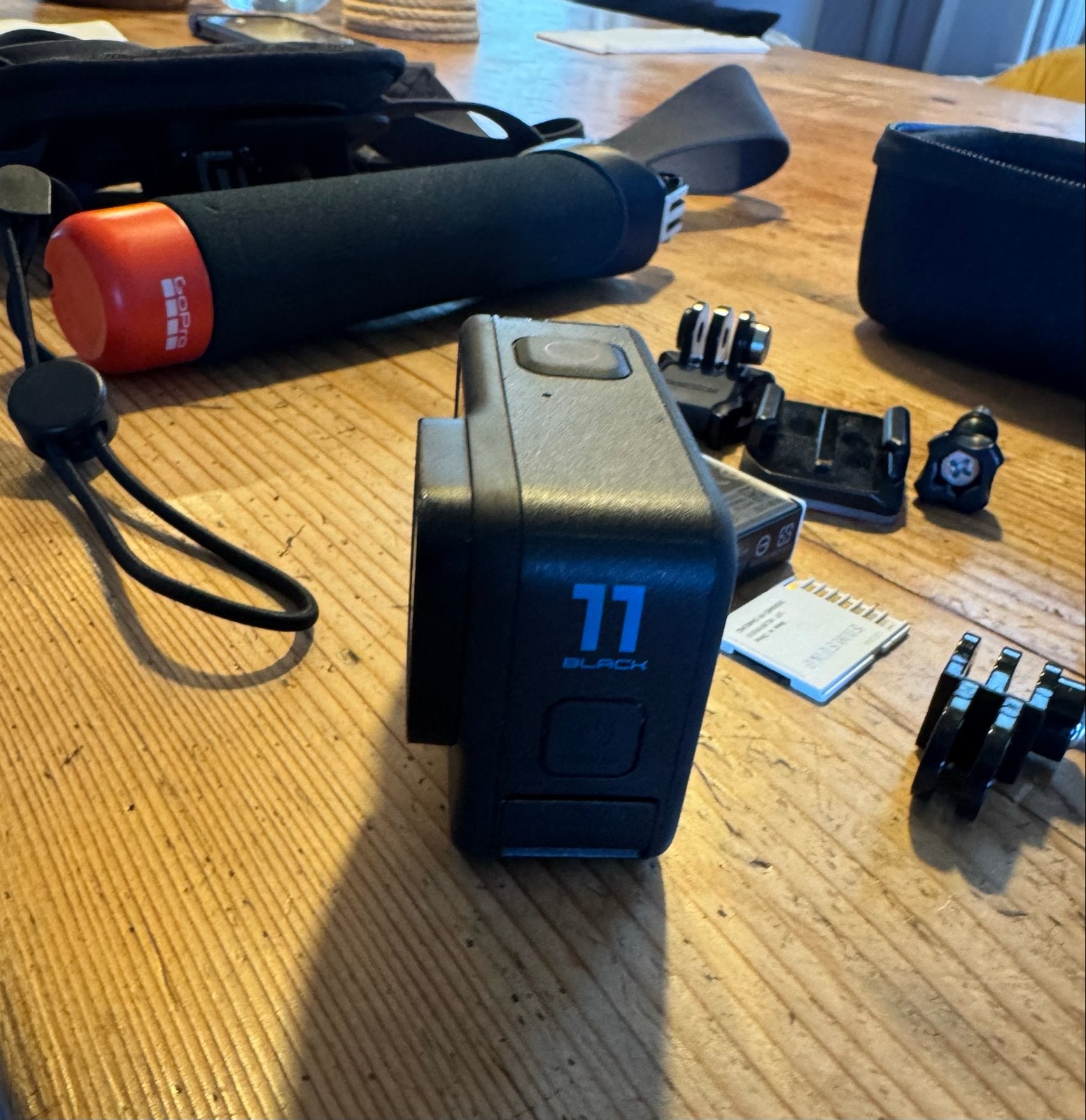 GoPro Hero 11 Black met accessoires, Audio, Tv en Foto, Actiecamera's, Ophalen of Verzenden, Zo goed als nieuw, GoPro