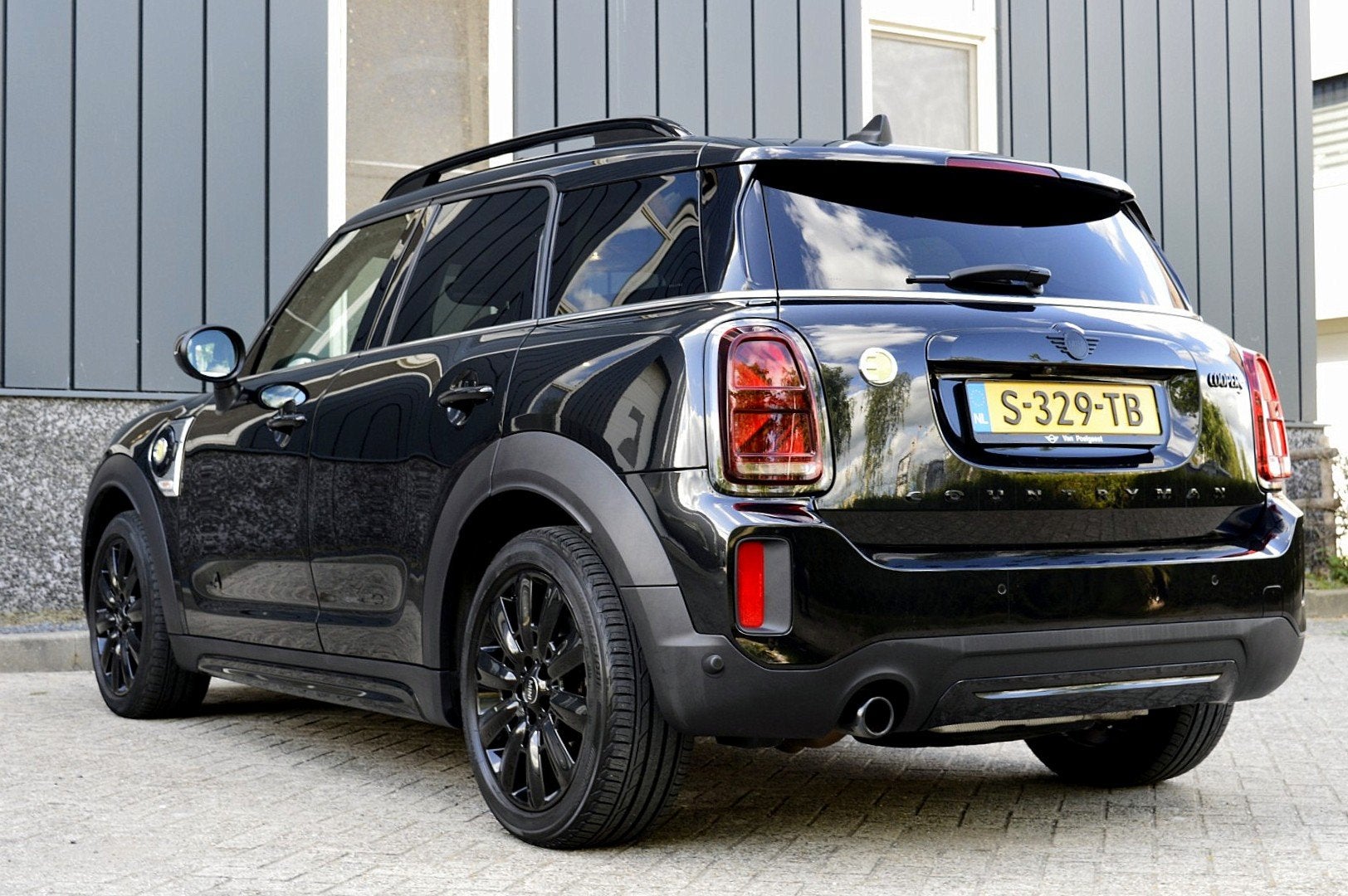 MINI Countryman 1.5 Cooper S E ALL4 Business Edition SOH 95%, Auto's, Mini, Automaat, 12 maanden, Gebruikt, Countryman