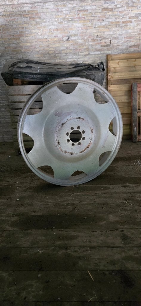 Diverse banden en velgen, Ophalen