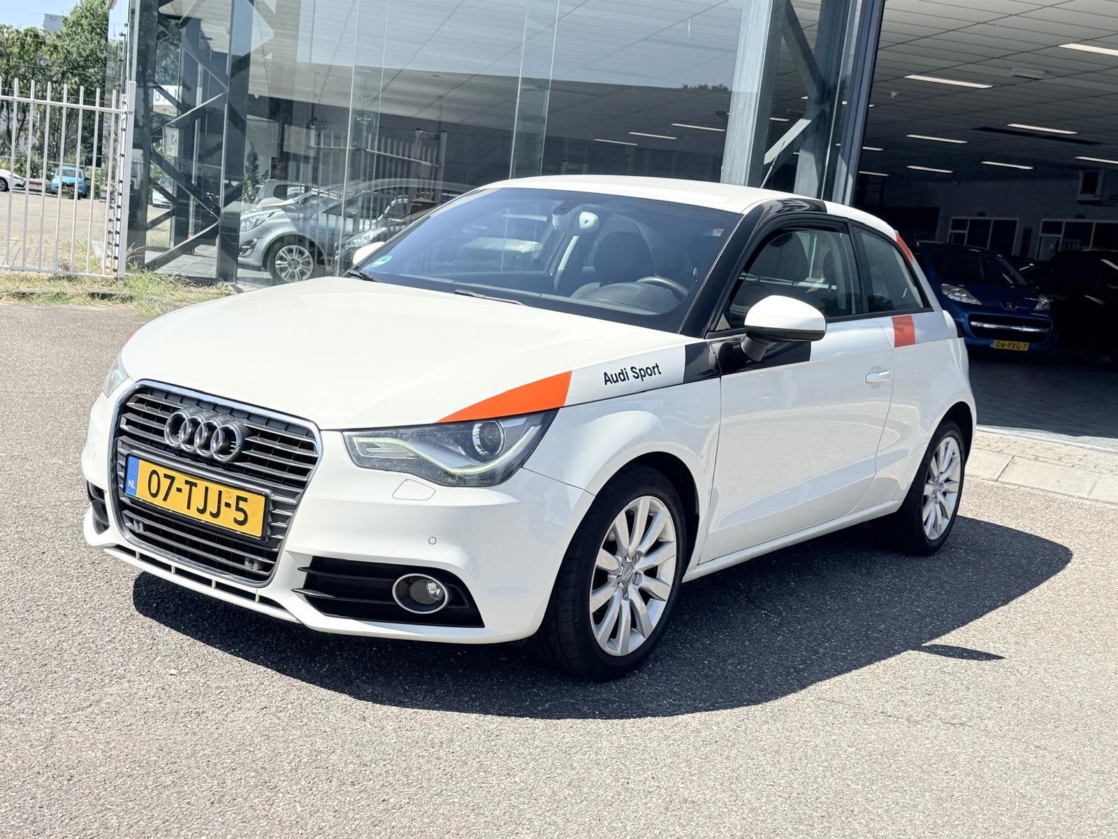Audi A1 1.2 TFSI Ambition Pro Line|Airco|Stoelverwarming|Ond, Voorwielaandrijving, Euro 5, 86 pk, Electronic Stability Program (ESP)
