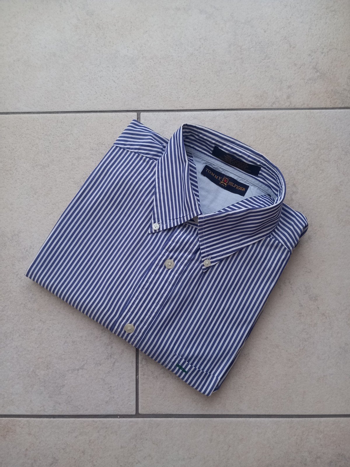 Nieuw Tommy Hilfiger Golf overhemd - Blauw gestreept, Kleding | Heren, Overhemden, Tommy Hilfiger, Nieuw, Halswijdte 41/42 (L)