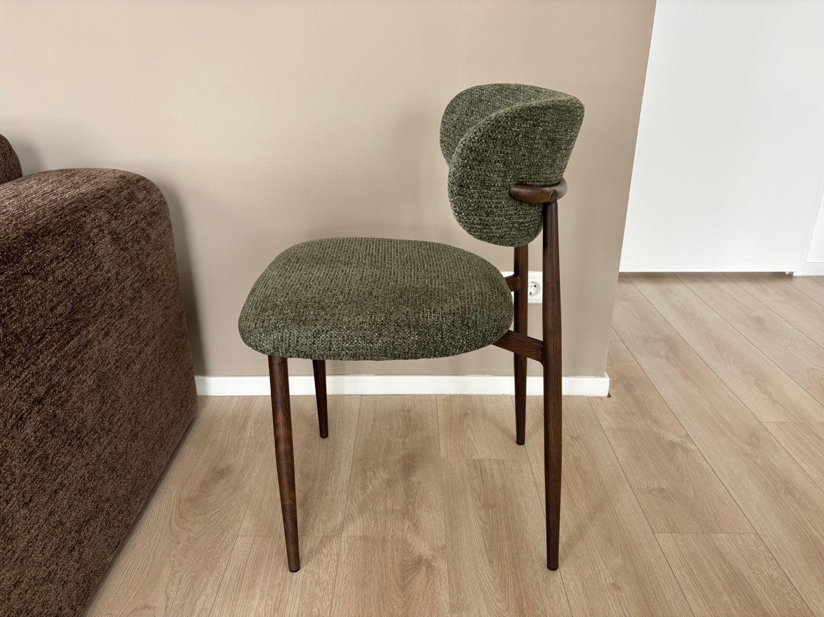 6x Nieuwe Eetkamerstoelen Toby | Japandi Groen Walnoot Bruin, Huis en Inrichting, Stoelen, Ophalen, Overige kleuren, Zo goed als nieuw