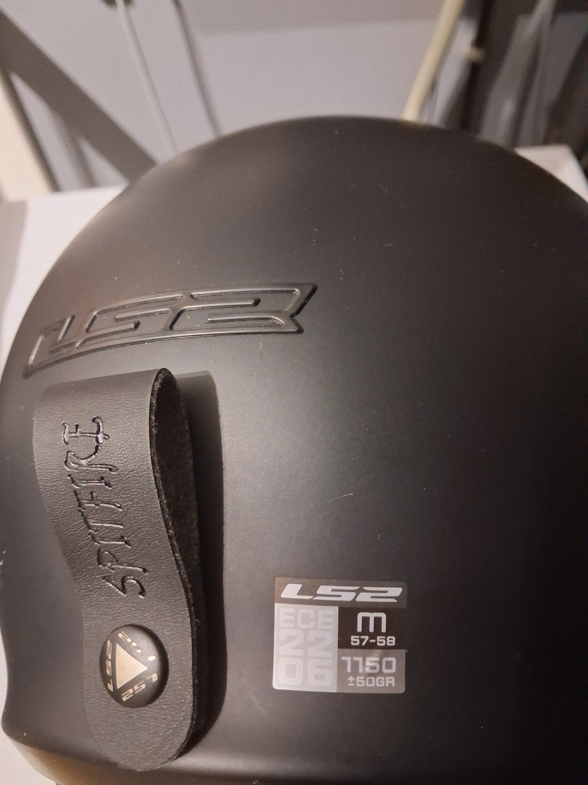 Foto 4 van LS2 Spitfire helm - Maat M - Nieuwstaat