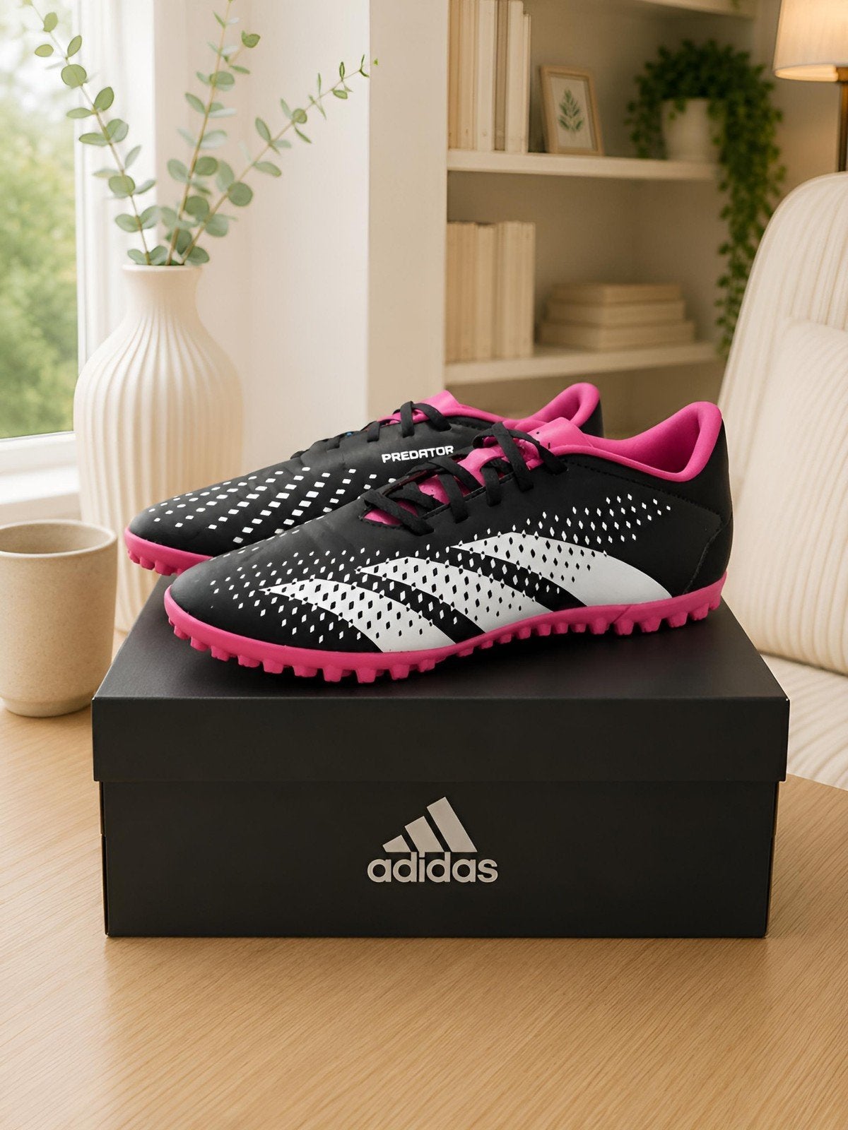 Adidas Predator TF Zwart/Roze – Voetbalschoenen Kunstgras –, Maat XS of kleiner, Schoenen, Nieuw, Ophalen of Verzenden