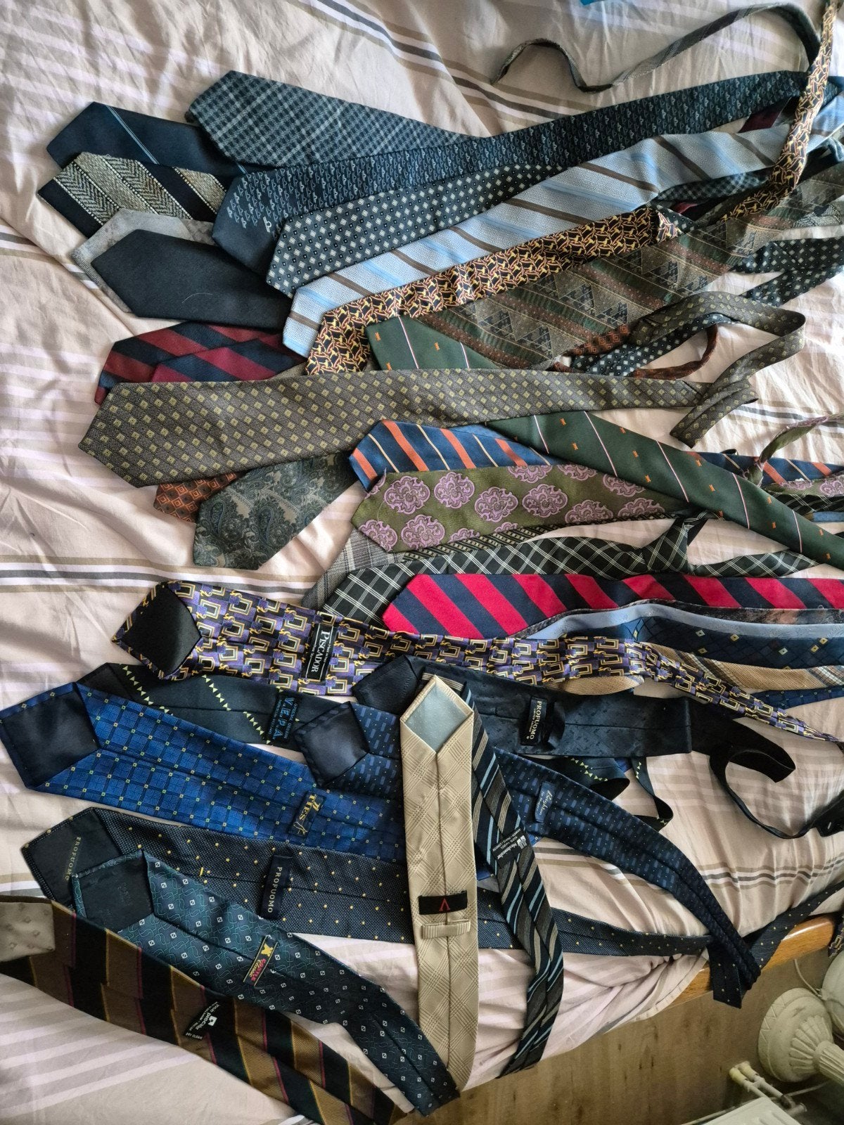 38 stropdassen wol, zijde,  polyester, Ophalen of Verzenden, Overige kleuren