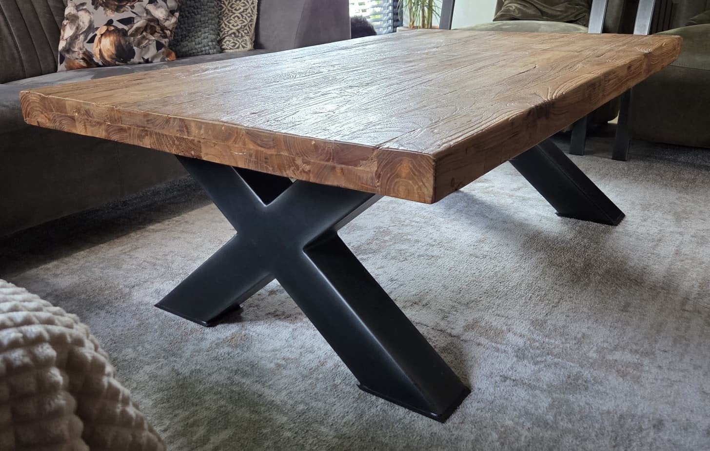 Salontafel Romaro - Massief hout met metalen onderstel, Huis en Inrichting, Tafels | Salontafels, Gebruikt, Ophalen, Overige houtsoorten
