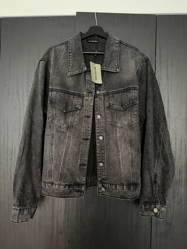 Balenciaga denim jas - Nieuw, Ophalen of Verzenden, Nieuw, Maat 56/58 (XL), Zwart