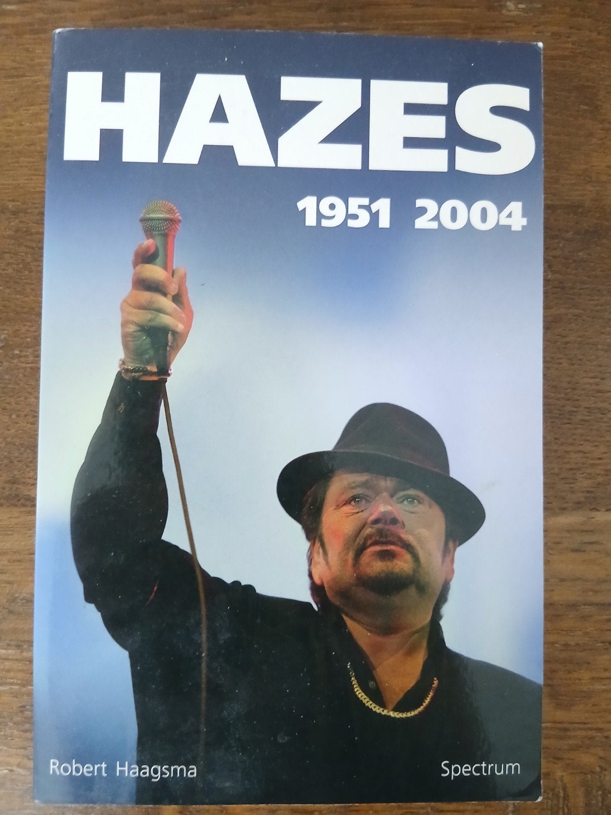 Hazes 1951-2004 - Het levensverhaal van de volkszanger, Ophalen of Verzenden, Gelezen, Artiest, Robert Haagsma