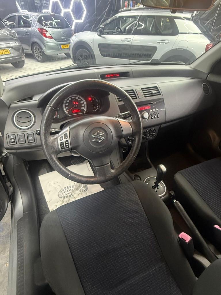 Suzuki Swift 1.3 Comfort Automaat | Airco | dealer onderhoud, Auto's, 400 kg, Elektrische ramen, Swift, Bedrijf