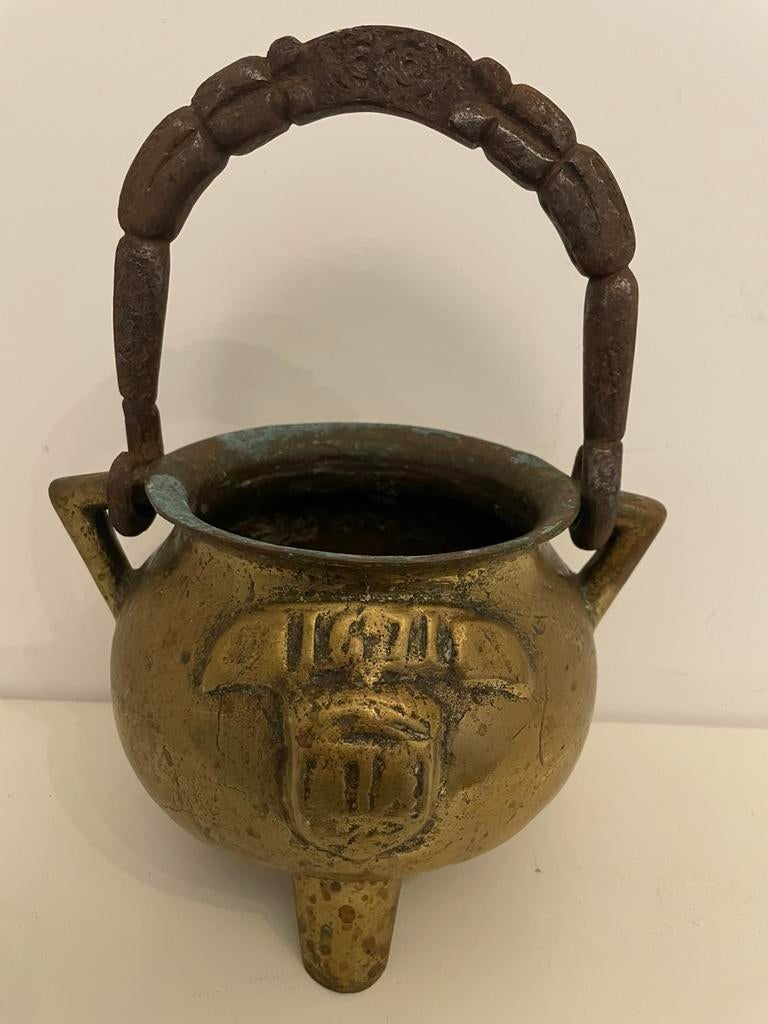 Antiek bronzen kookpot ‘grape’ | hengsel + wapenschild 1671, Antiek en Kunst, Antiek | Koper en Brons, Ophalen of Verzenden