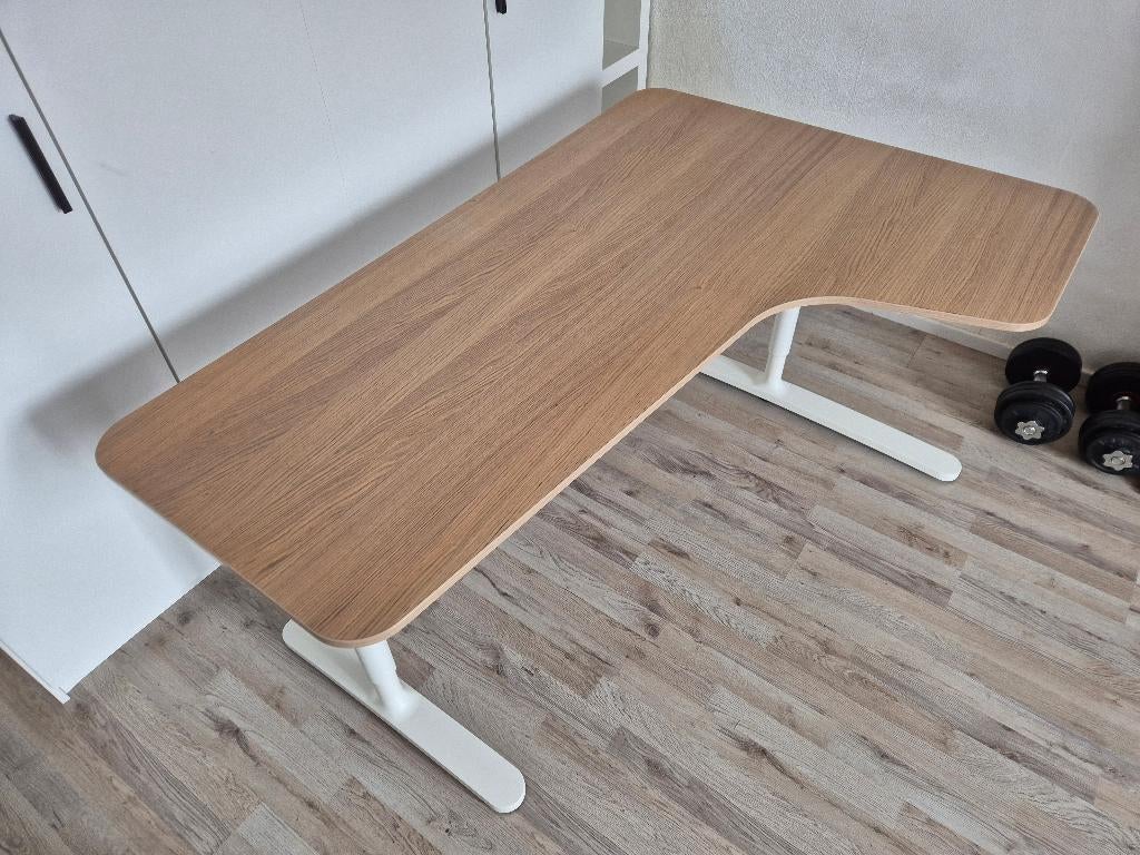 [USED] BEKANT DESK 160cm x 110cm (IKEA Product), Ophalen, In hoogte verstelbaar, Gebruikt