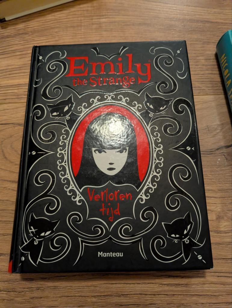 Emily the Strange - Verloren Tijd, Ophalen of Verzenden, Zo goed als nieuw, Rob Reger, Nederland
