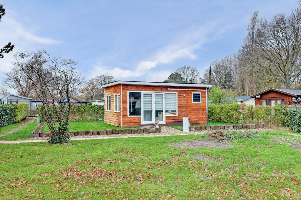 Driekamer (2 slaapkamers) vakantie(woning) Oostvoorne / huur, 2 slaapkamers, Zwembad, Chalet, Bungalow of Caravan, Zuid-Holland