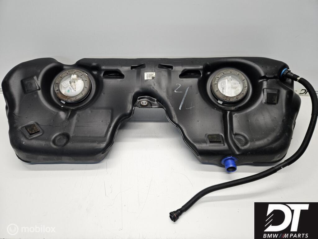 Brandstoftank BMW M3 E92 E90 E93 S65 S65B40 16117283803, Auto-onderdelen, Brandstofsystemen, BMW, Gebruikt, Ophalen