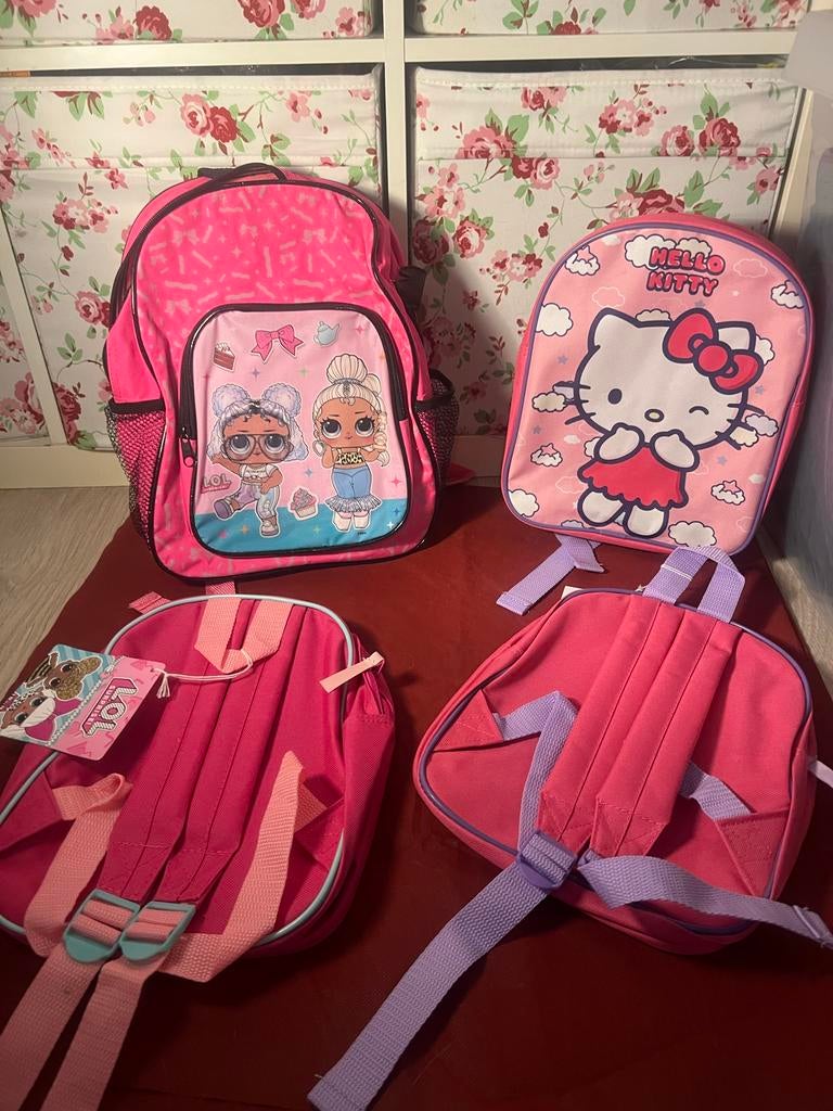 Hello Kitty & LOL Rugtassen, 25 tot 40 cm, Nieuw, 30 tot 45 cm, Verzenden