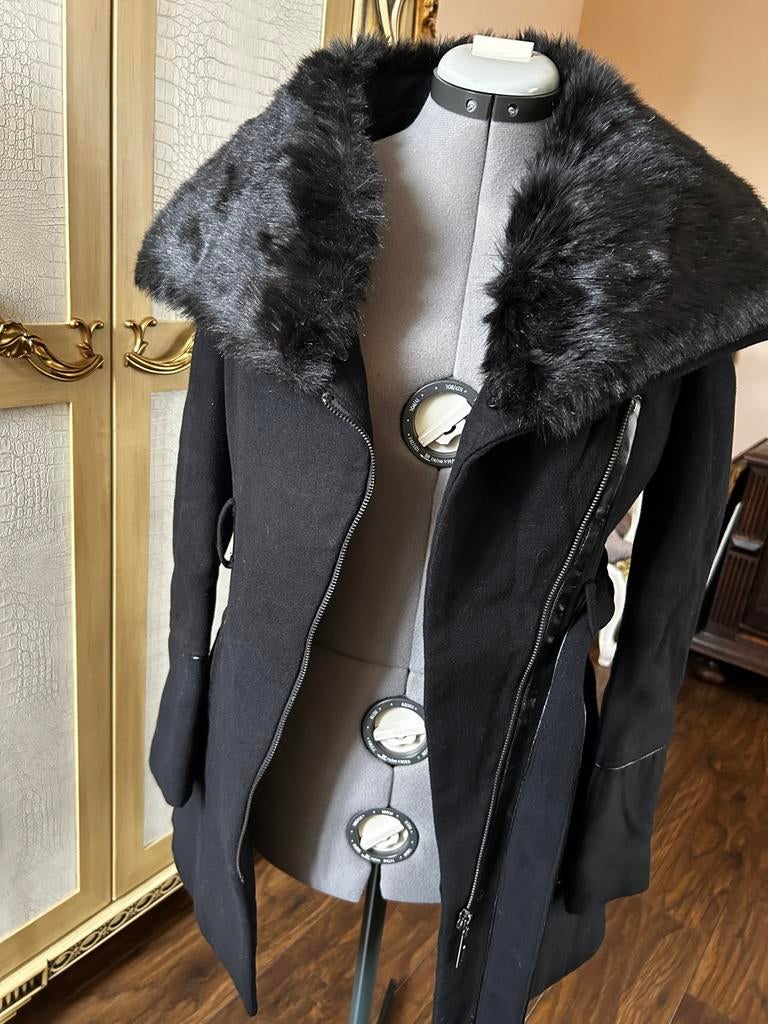 Zwarte Winterjas Dames XS - Zo Goed Als Nieuw, Kleding | Dames, Ophalen, Zo goed als nieuw, Maat 34 (XS) of kleiner, Zwart