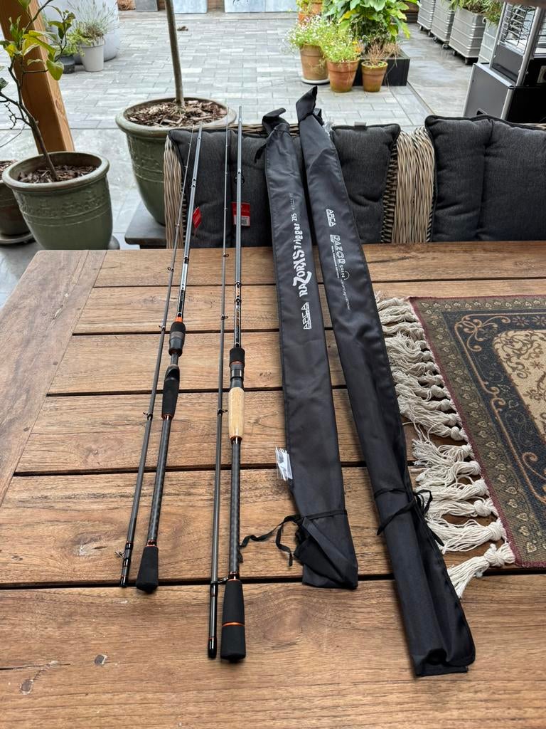 nieuwe arca razor spin 2,55m -28 gr en trigger 2,15m -60gr, Watersport en Boten, Hengelsport | Roofvissen, Nieuw, Werphengel, Ophalen of Verzenden