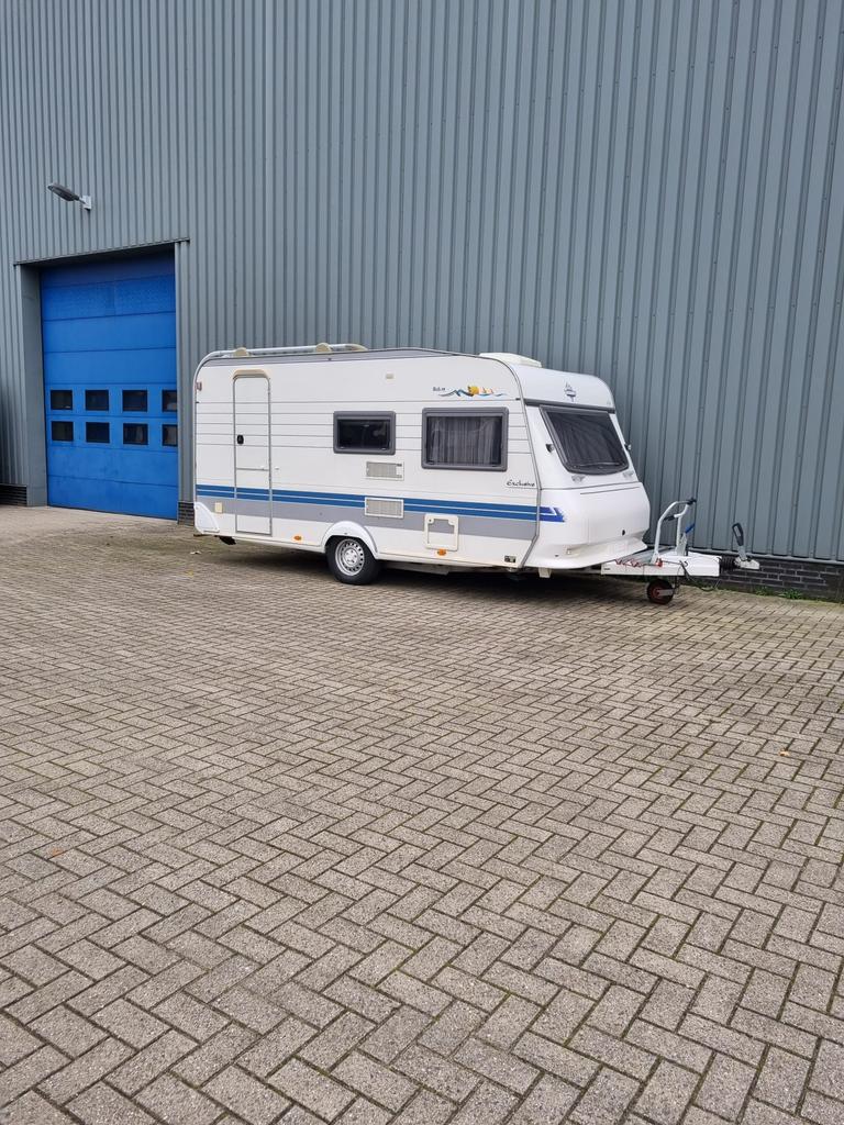 Te huur hobby 440 met voortent en fietsendragers, Caravans en Kamperen, Vast bed, Rondzit, Hobby, Particulier