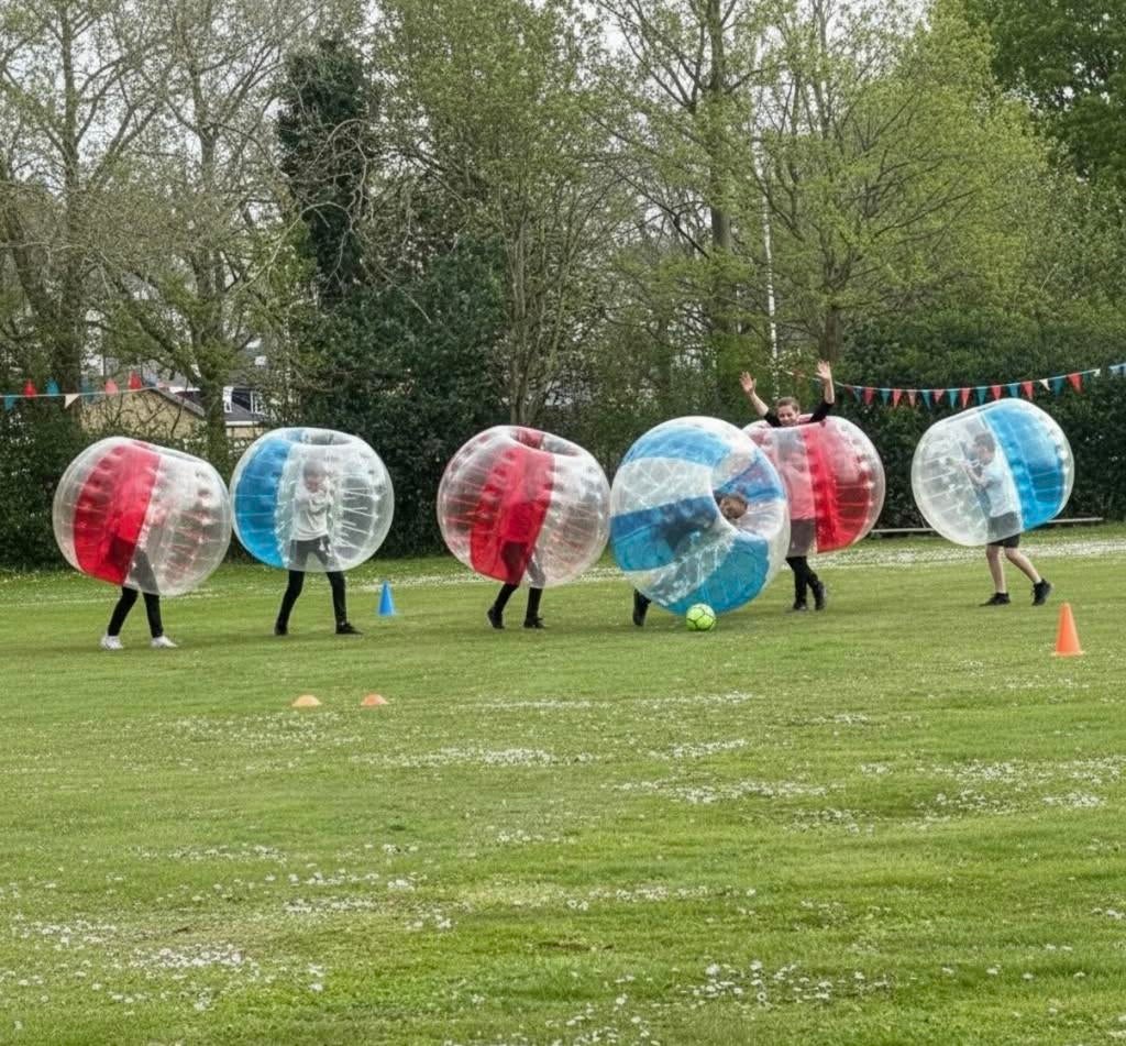 Bubble Ball te huur, Ophalen of Verzenden, Zo goed als nieuw, Feestartikel, Overige