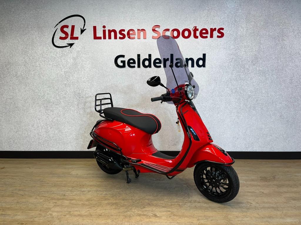 Vespa Primavera 45 km/h Rood 2025 NIEUW! FULL OPTION, Ophalen, Overige modellen, Maximaal 45 km/u, Nieuw
