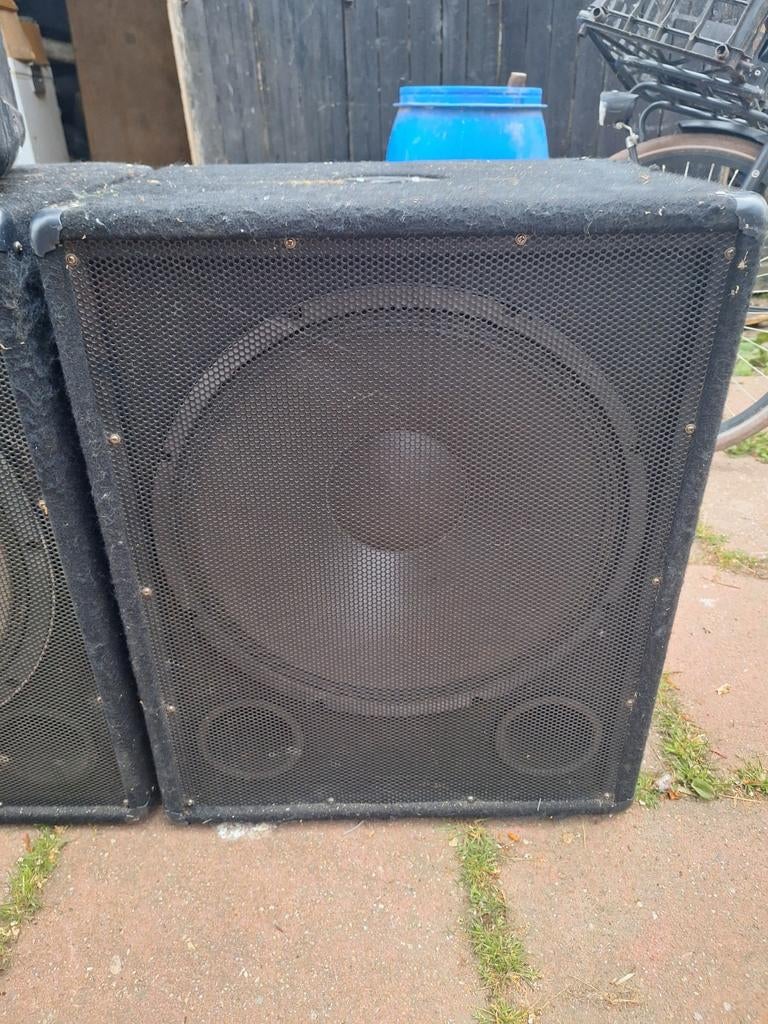 Luidsprekers /boxsen, Overige merken, Gebruikt, Ophalen of Verzenden, 60 tot 120 watt