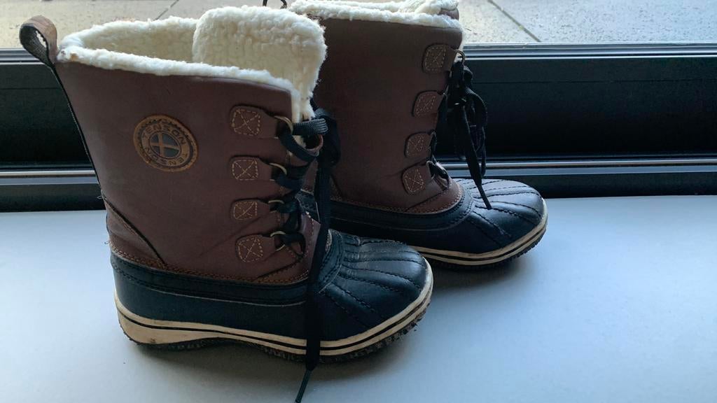 Snowboots maat 32 tenson, Kinderen en Baby's, Kinderkleding | Schoenen en Sokken, Ophalen, Gebruikt, Jongen of Meisje, Laarzen