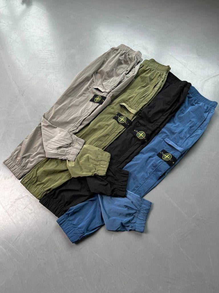 Stone Island cargo broek van lichtgewicht nylon., Ophalen of Verzenden, Nieuw, Overige maten, Stone Island