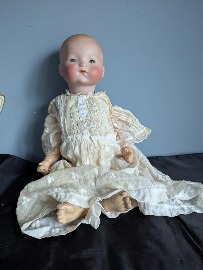 Antieke Babypop met Jurk. Armand Marseille Germany, Ophalen of Verzenden, Gebruikt, Pop