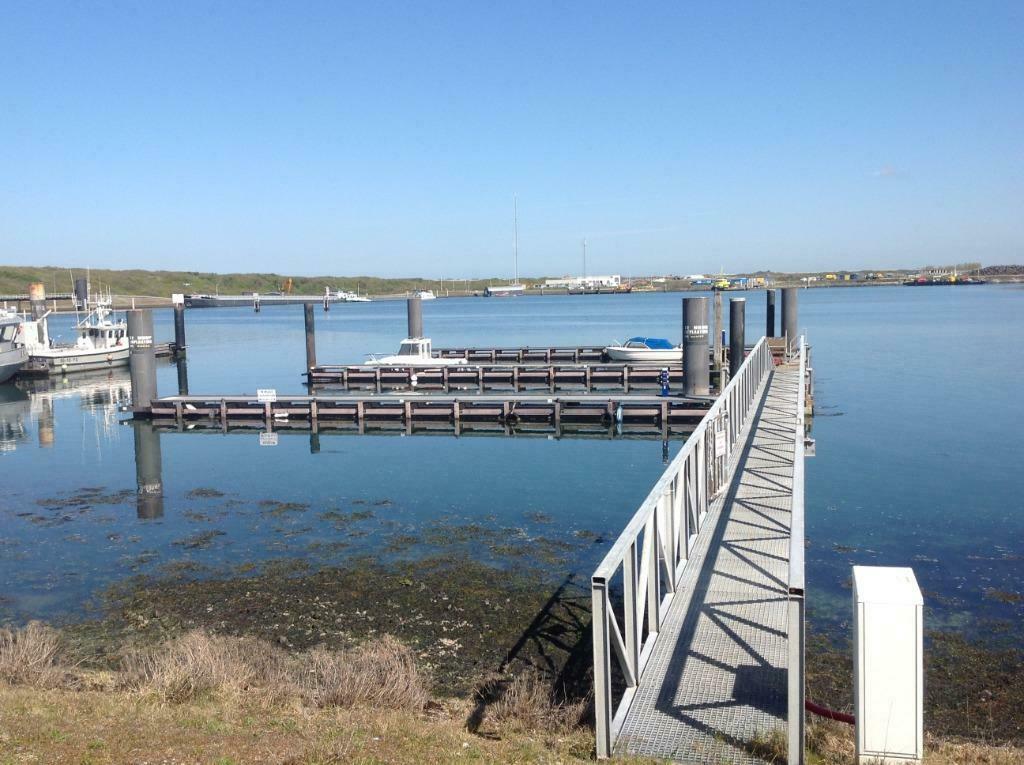ligplaatsen in Zeeland nabij binnenzijde Roompotsluis 110 €, Herfst, Buiten