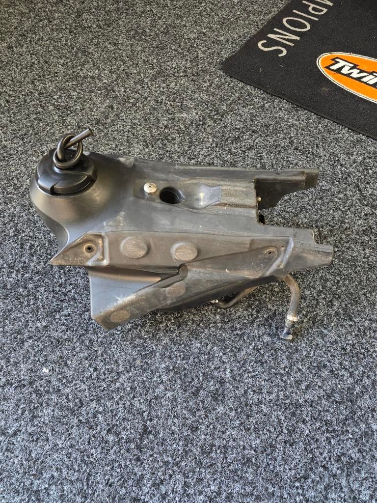 Husqvarna fc tank 2016-2018, Ophalen of Verzenden, Gebruikt