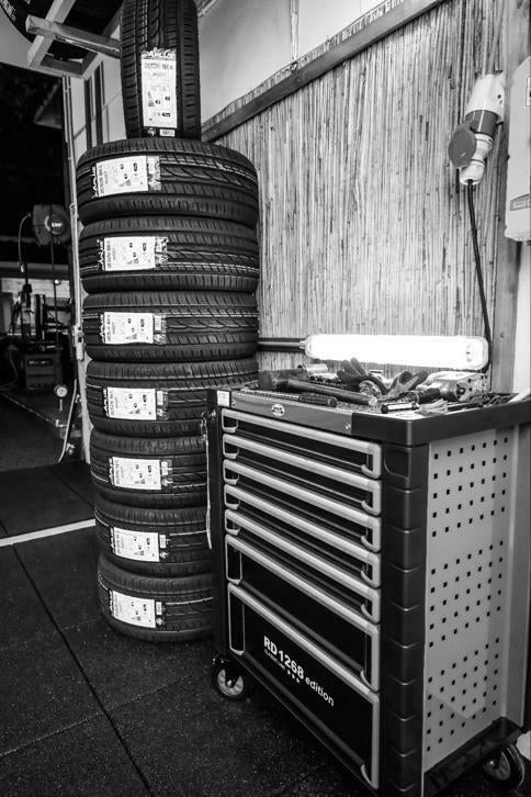 Gebruikte zomer Banden 13 / 14 / 15 / 16 / 17 / 18 / 19 / 2, Auto-onderdelen, Banden en Velgen, Ophalen, Autobedrijf Bovak, Overige