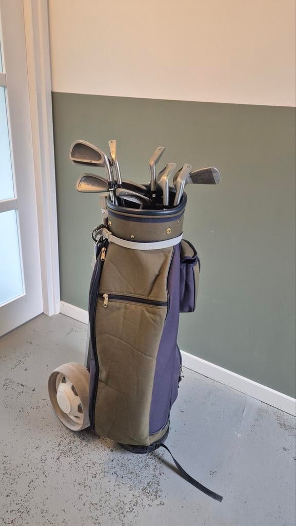 Golfset met tas en kar, Ophalen, Gebruikt, Set