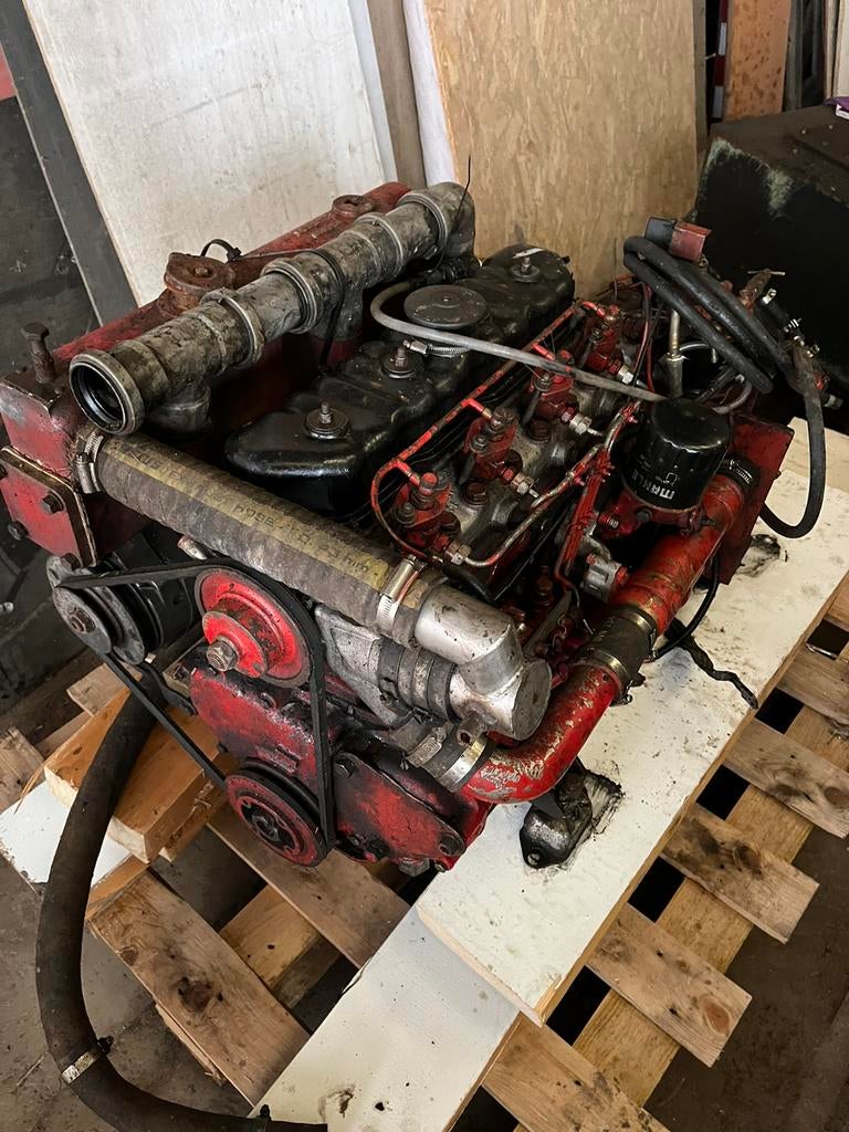 Peugeot indenor 63 pk met MS keerkoppeling 3-1, Ophalen, Gebruikt, Binnenboordmotor, Diesel