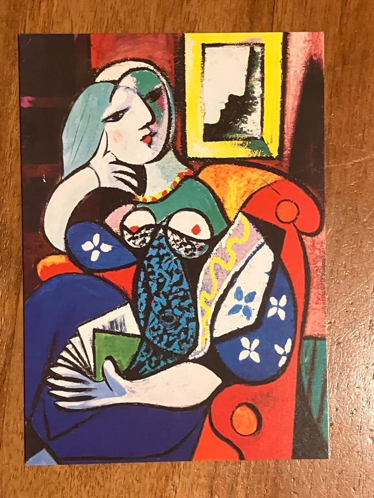 Pablo Picasso - Vrouw met Boek - Ansichtkaart, Verzamelen, Ansichtkaarten | Themakaarten, Ongelopen, 1980 tot heden, Overige thema's