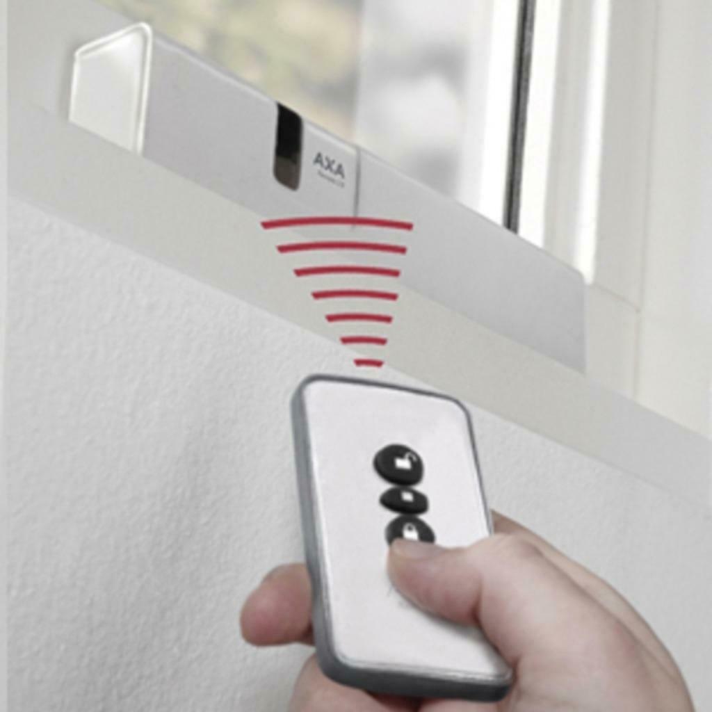 Raamslot / AXA raamopener Remote 2.0 klepraam of valraam, Ophalen of Verzenden, Nieuw, IJzer, Slot
