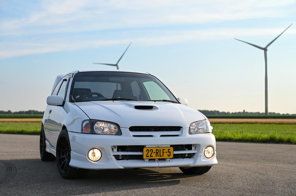 Toyota 1998 Wit, Voorwielaandrijving, Wit, 1330 cc, Handgeschakeld