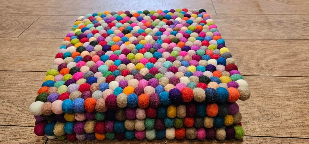 Handgemaakt wollen vloerkleed uit Nepal - Multi Color, Huis en Inrichting, Stoffering | Tapijten en Kleden, Crème, 50 tot 100 cm