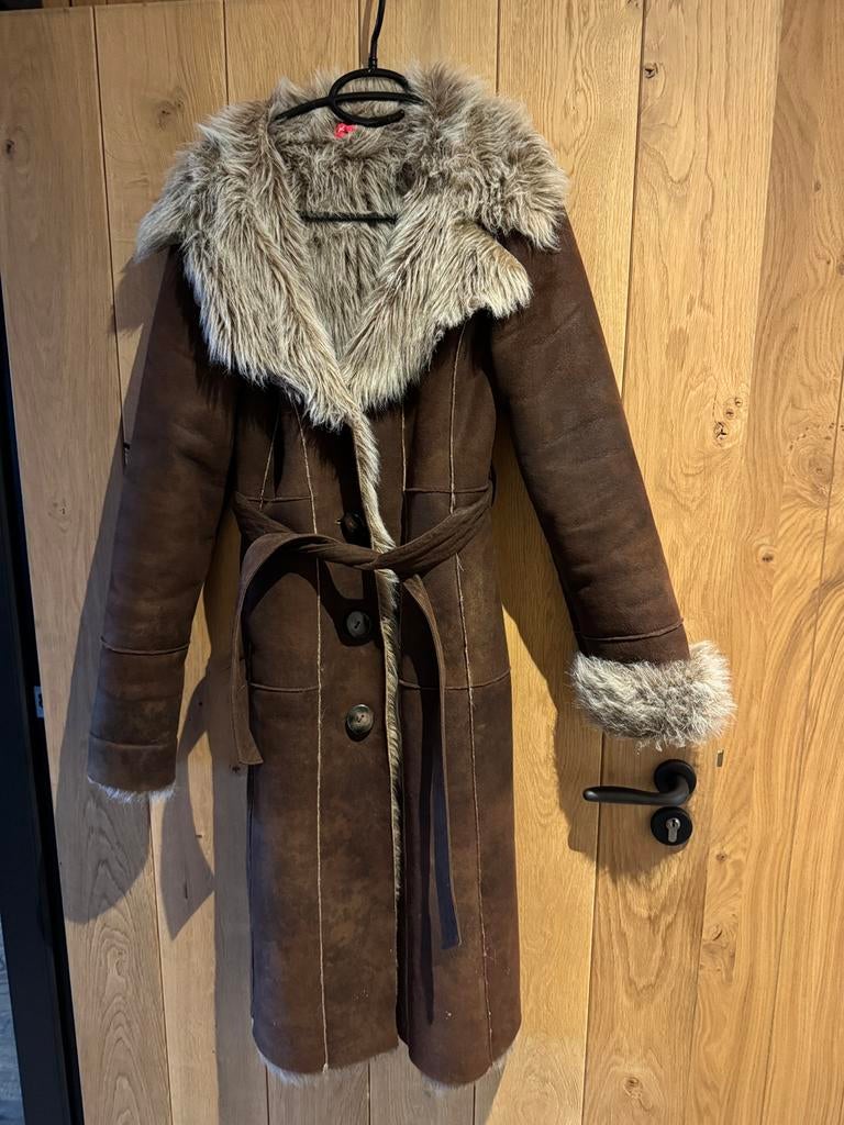 Lammy coat maat s, Kleding | Dames, Ophalen of Verzenden, Gedragen, Maat 36 (S), Bruin