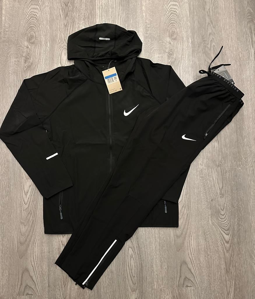 Nike dri fit vest en broek Maat M, Kleding | Heren, Sportkleding, Nieuw, Fitness, Maat 48/50 (M), Zwart, Verzenden