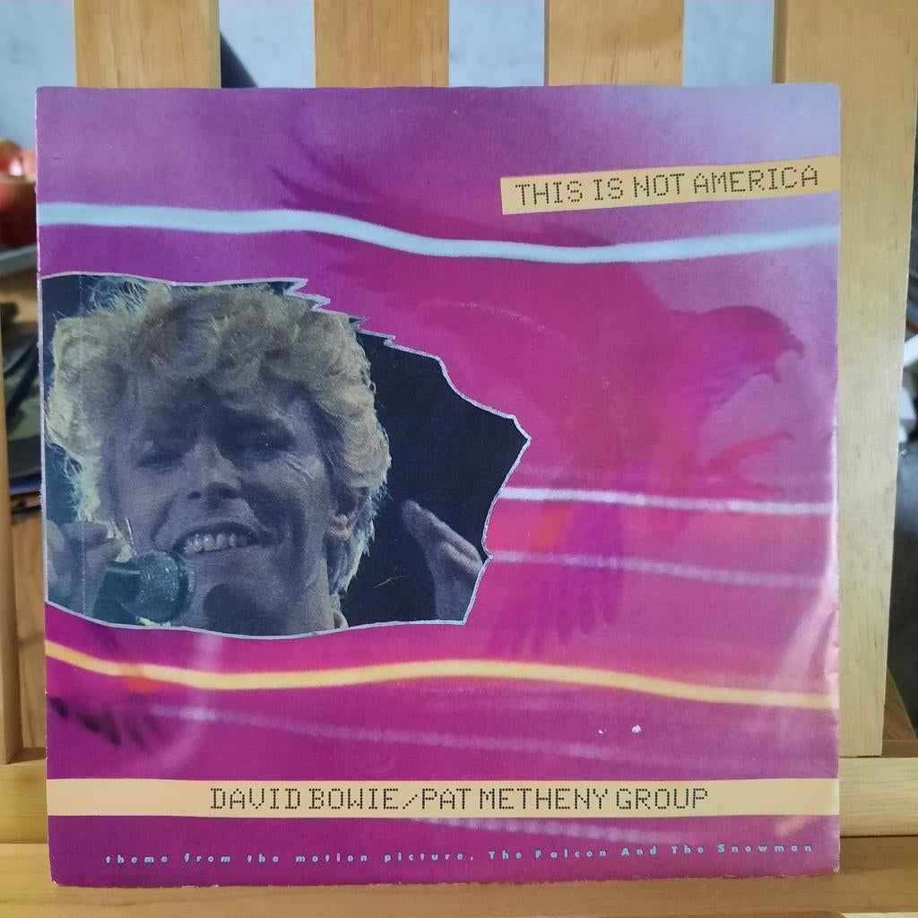 Single: David Bowie/pat metheny group - this is not america, Ophalen of Verzenden, Pop