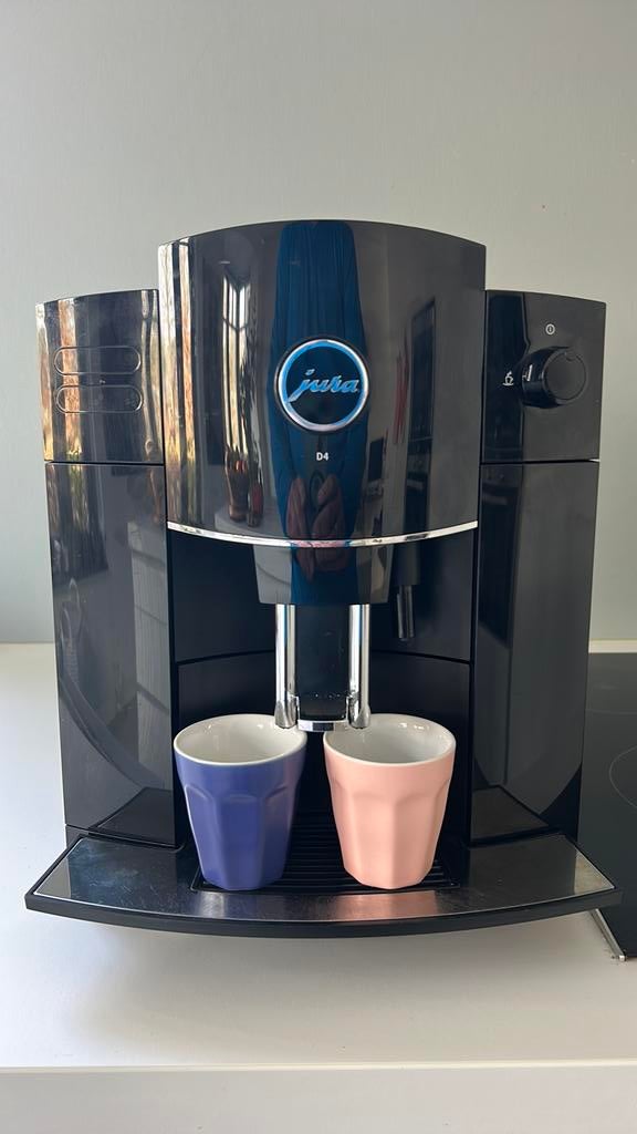 Jura D4 | Als Nieuw, Witgoed en Apparatuur, Koffiezetapparaten, Ophalen, Zo goed als nieuw, Koffiemachine