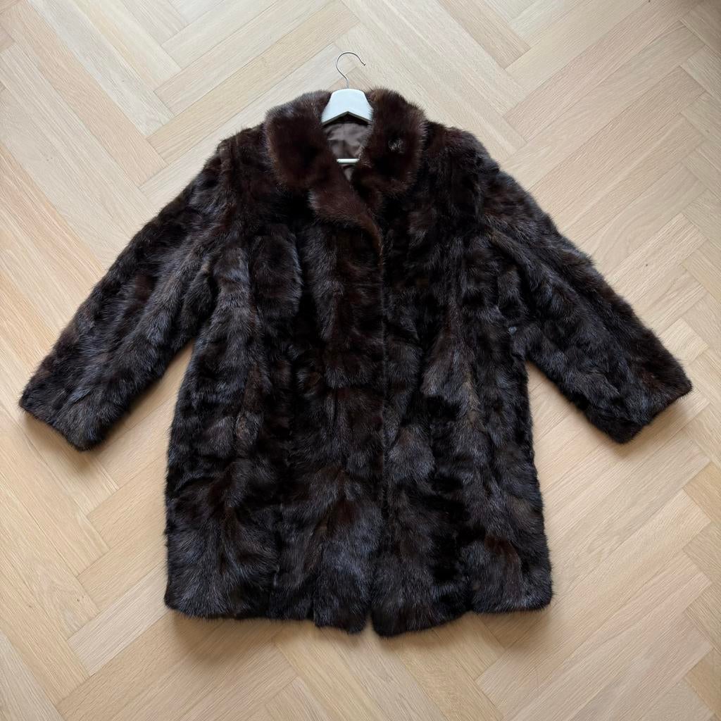 Vintage mink / nerts bontjas donkerbruin maat M /L, Ophalen of Verzenden, Zo goed als nieuw, Maat 38/40 (M), Bruin
