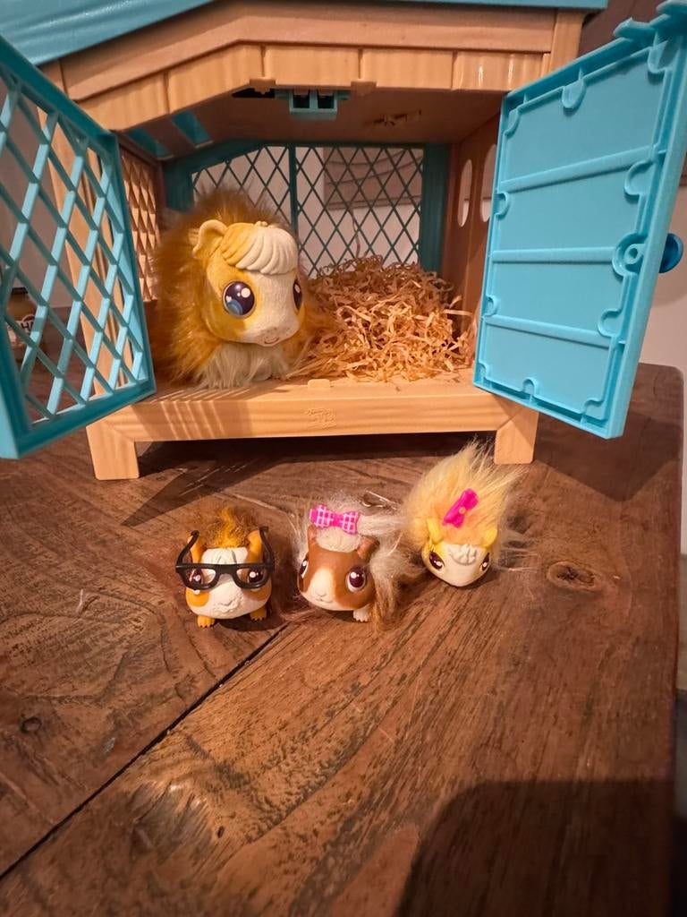 Little live pets - Mama suprise Cavia, Ophalen, Zo goed als nieuw