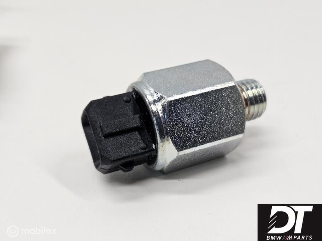 Oliedruk schakelaar M60 M62 M70 M73 S70 S85 BMW 12611715504, Nieuw, Ophalen of Verzenden, BMW, BMW