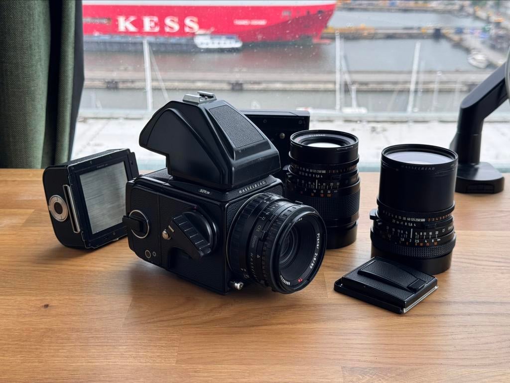 Hasselblad 501cm set 50/80/150 + 2x A12 + PM45 + polaroidbak, Ophalen, Zo goed als nieuw, Overige Merken