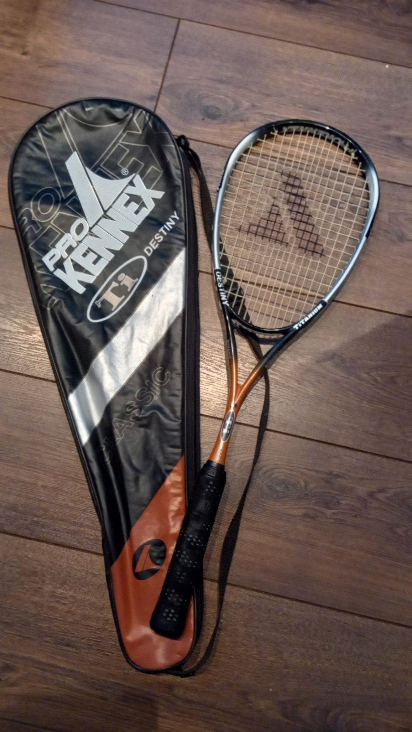 Squash racket, Ophalen of Verzenden, Zo goed als nieuw, Racket(s)