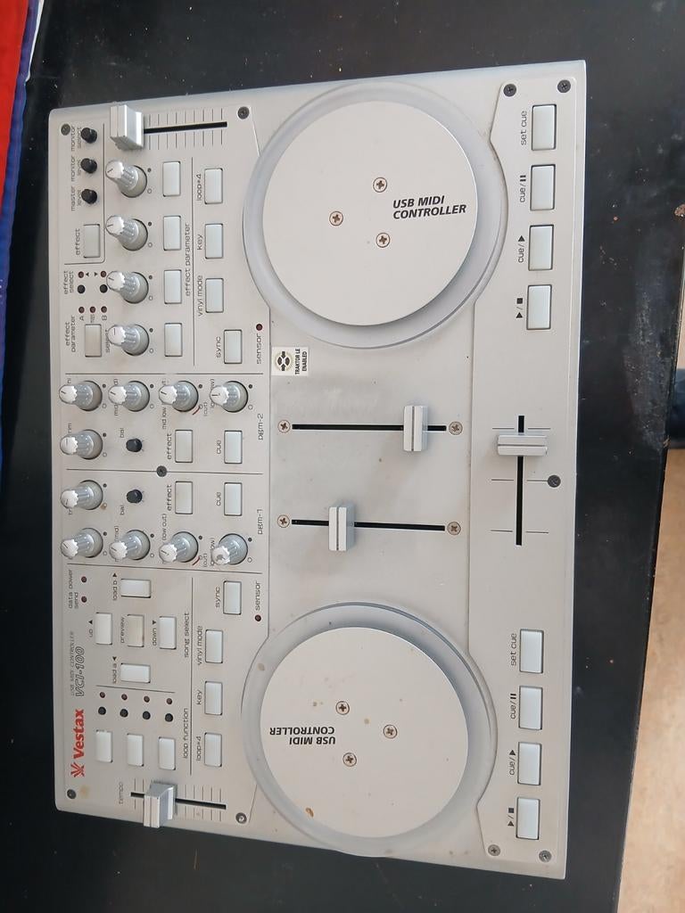 Vestax VCI-100 USB MIDI DJ Controller - Goede Staat, Ophalen of Verzenden