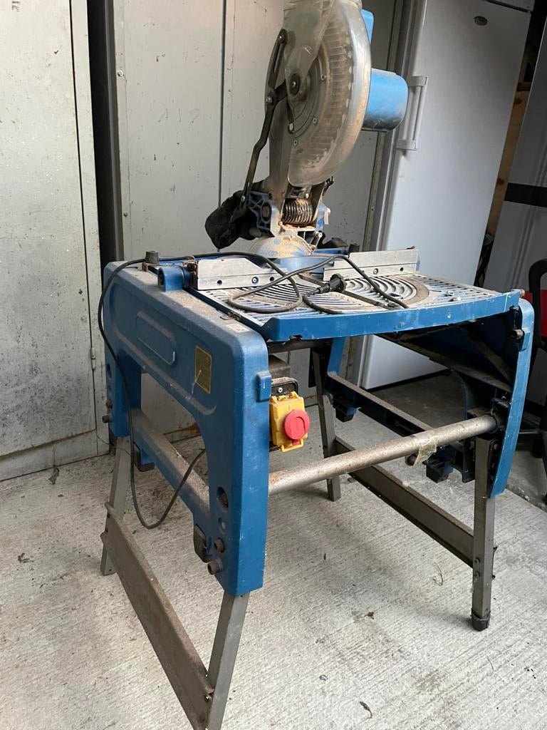 Defect, flip-over zaagtafel, Ophalen, Cirkelzaag, Zo goed als nieuw, 30 tot 70 mm