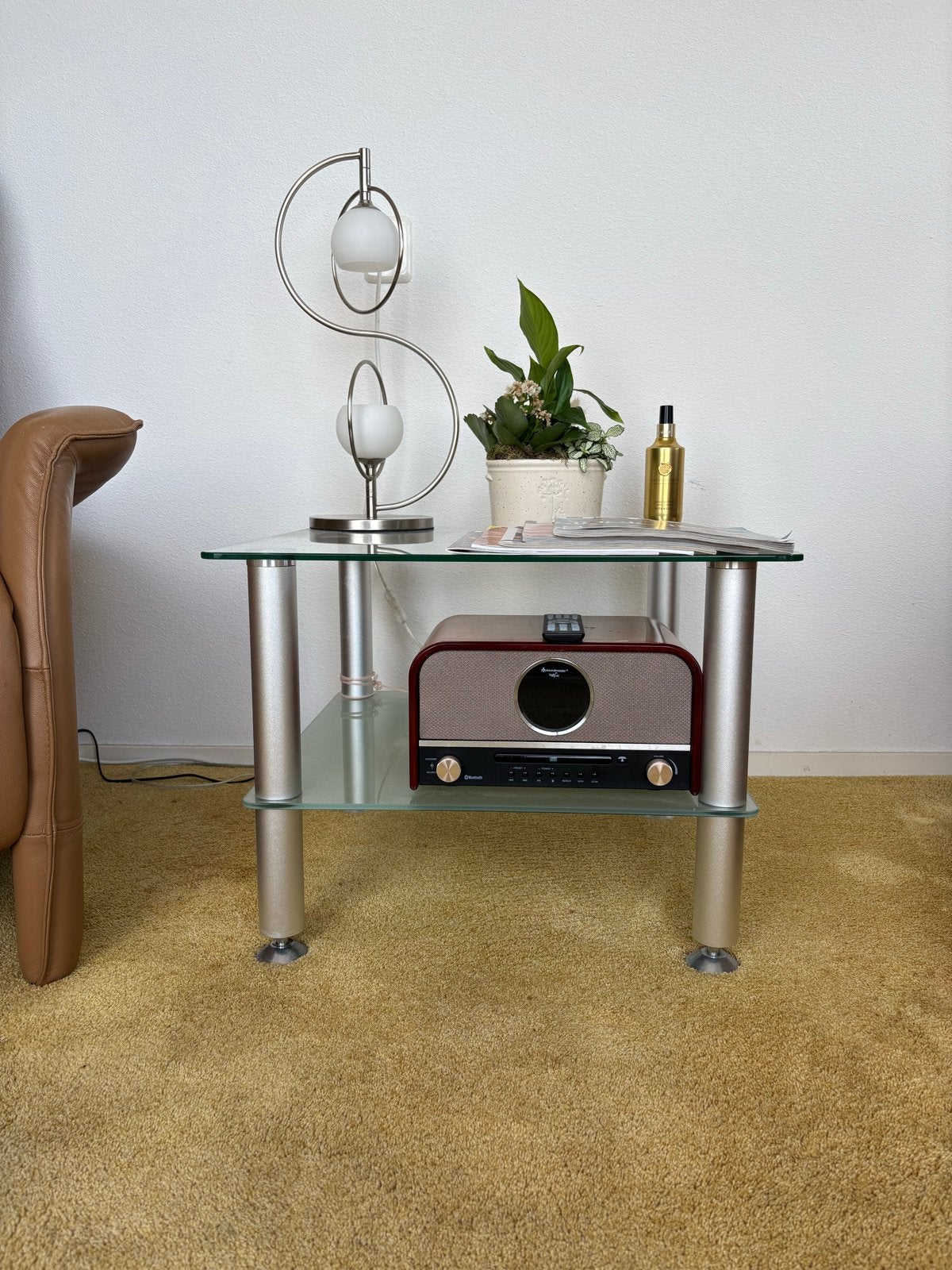 Glazen bijzettafel met metalen poten - 45x60x60 cm, Gebruikt, Vierkant, 55 tot 75 cm, Glas